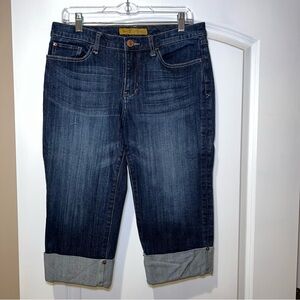 Seven7 Women's Casual Denim Blue Jean Ankle Capris Cuffed Bottom. Size 8
